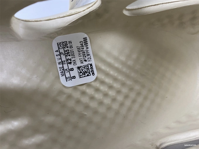 Foam Yeezy Adidas RNNR Sand FY4567 0708